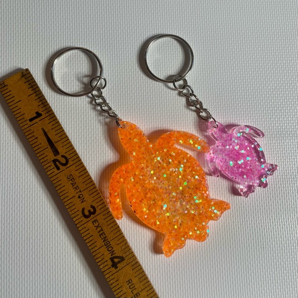 Handmade Resin Pink and Orange Glitter Sea Turtle Keychains Set of 2 - Picture 4 of 4